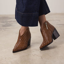 Load image into Gallery viewer, Gioseppo Tamasi