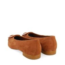 Load image into Gallery viewer, Gioseppo Ballstad mocacines