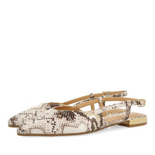 Load image into Gallery viewer, Gioseppo Lascari