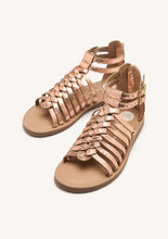 Load image into Gallery viewer, Gioseppo Onalaska leather sandals silver /rose gold