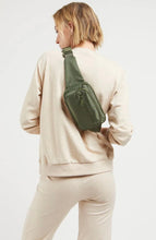 Load image into Gallery viewer, Ss Hip hugger fanny bags