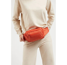 Load image into Gallery viewer, Ss Hip hugger fanny bags