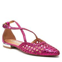 Load image into Gallery viewer, Gioseppo Leskovic