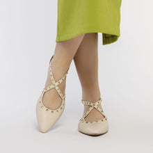 Load image into Gallery viewer, Gioseppo Garcon off white