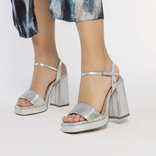 Load image into Gallery viewer, Gioseppo Lehigh Silver