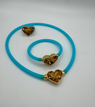 Load image into Gallery viewer, Vitra 3pcs Heart collection jewelry
