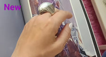 Load image into Gallery viewer, Carolina Olivares pearl ring
