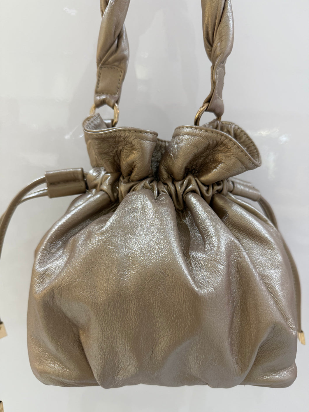 D round bag