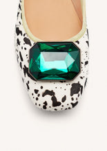 Load image into Gallery viewer, Gioseppo Clyman cow
