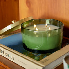Load image into Gallery viewer, Fraiser fair green 4-wick candle 21 0z
