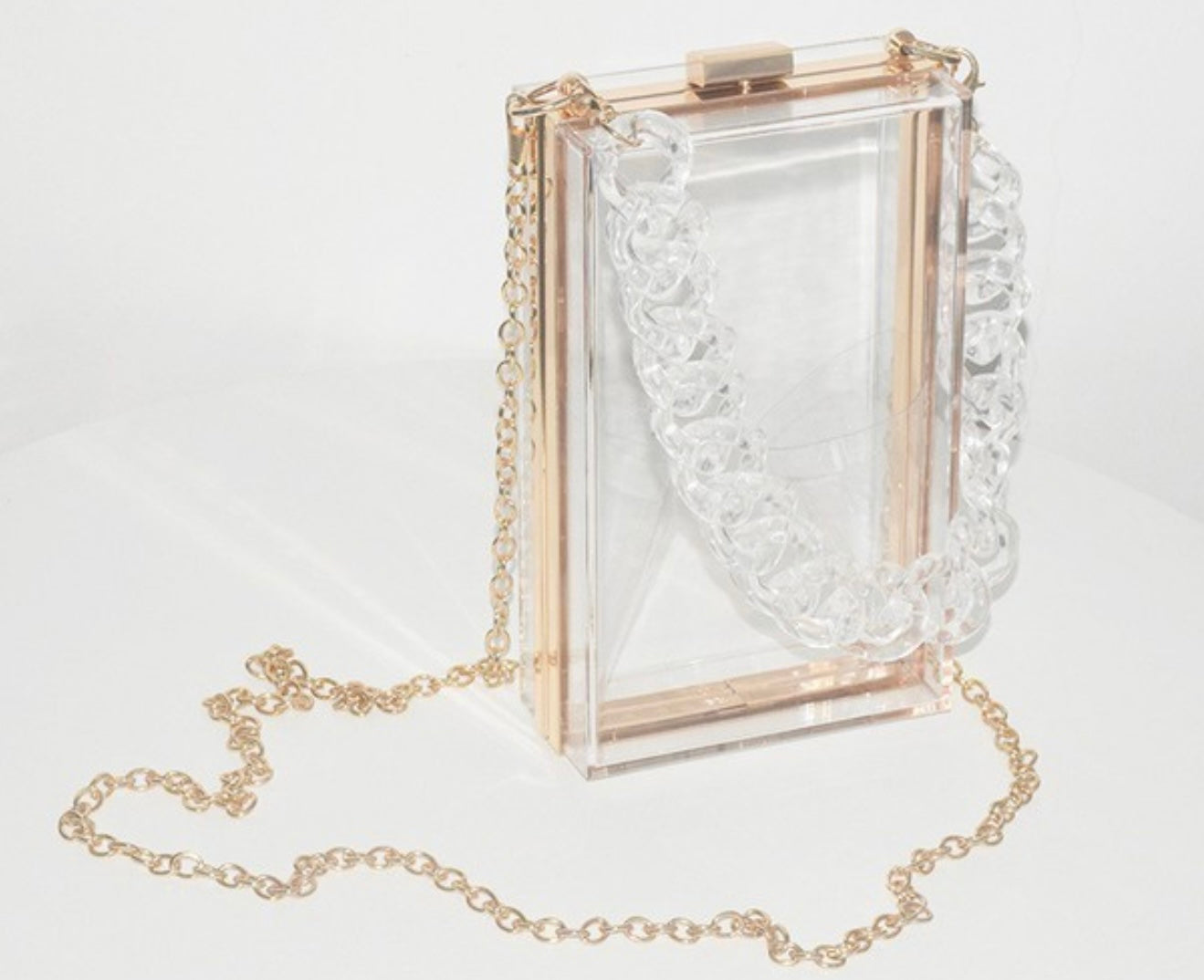 P acrylic  box with clear chain and metallic bag