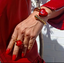 Load image into Gallery viewer, Carolina olivares heart pulsera
