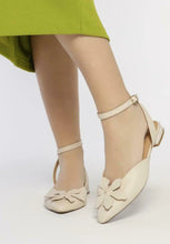 Load image into Gallery viewer, Gioseppo Howey ballerina
