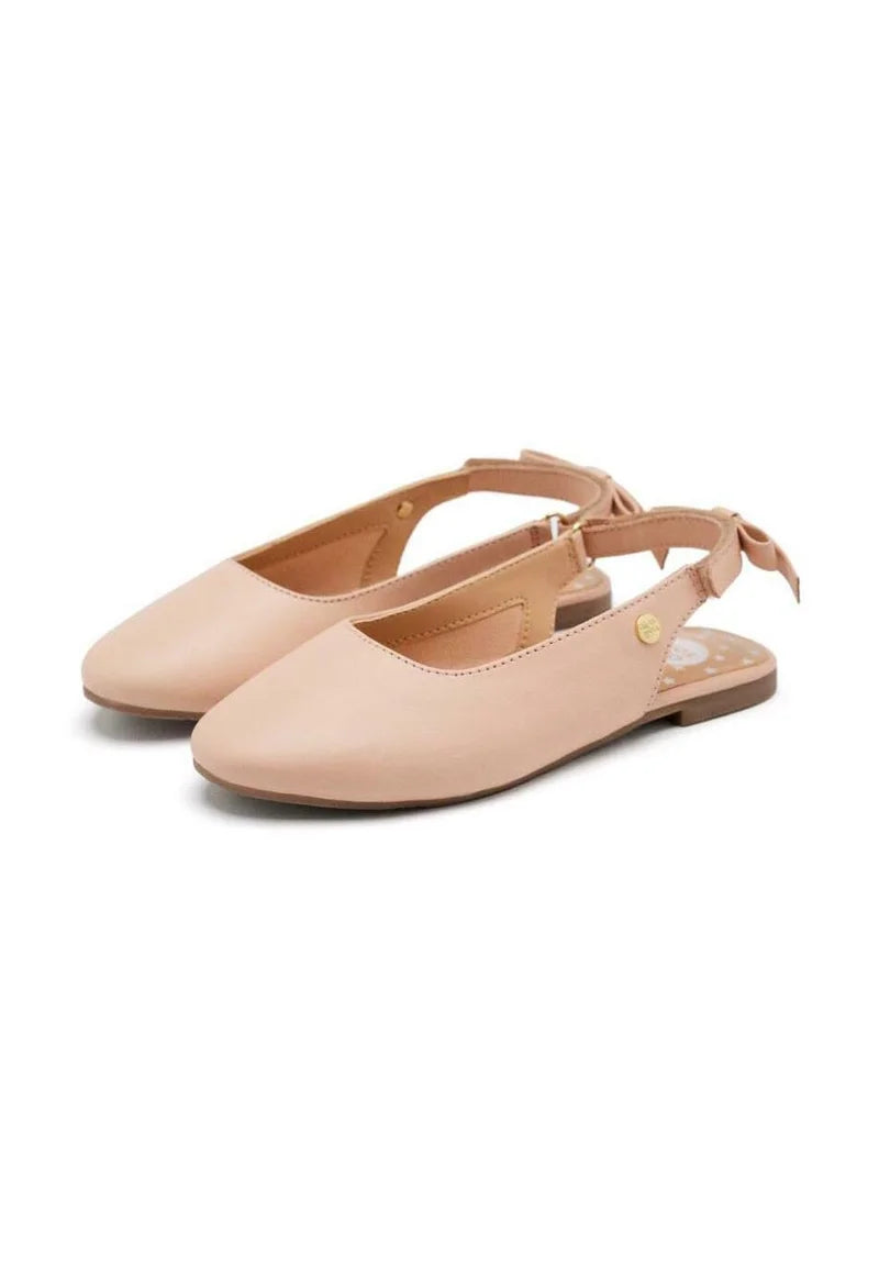 Giose Bagley nude/white