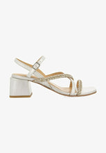 Load image into Gallery viewer, Gioseppo Niscemi  sandals
