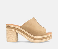 Load image into Gallery viewer, Marila Liora shoes
