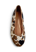 Load image into Gallery viewer, Gioseppo Uvinza Cow ballerina
