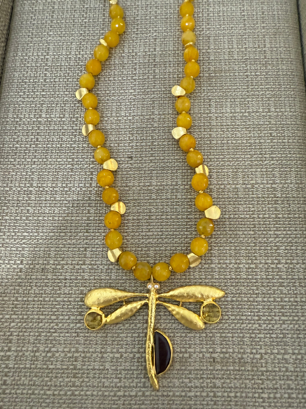 A libelula necklace