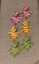 Load image into Gallery viewer, M Rafia earings
