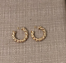 Load image into Gallery viewer, K  gold hoops /droops
