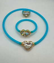 Load image into Gallery viewer, Vitra 3pcs Heart collection jewelry
