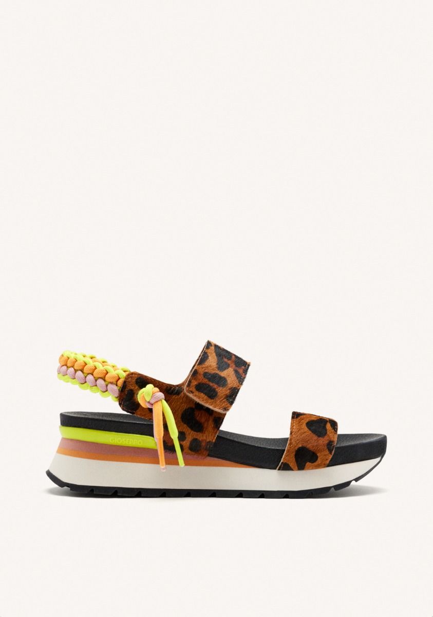 Gioseppo Leverett leopard