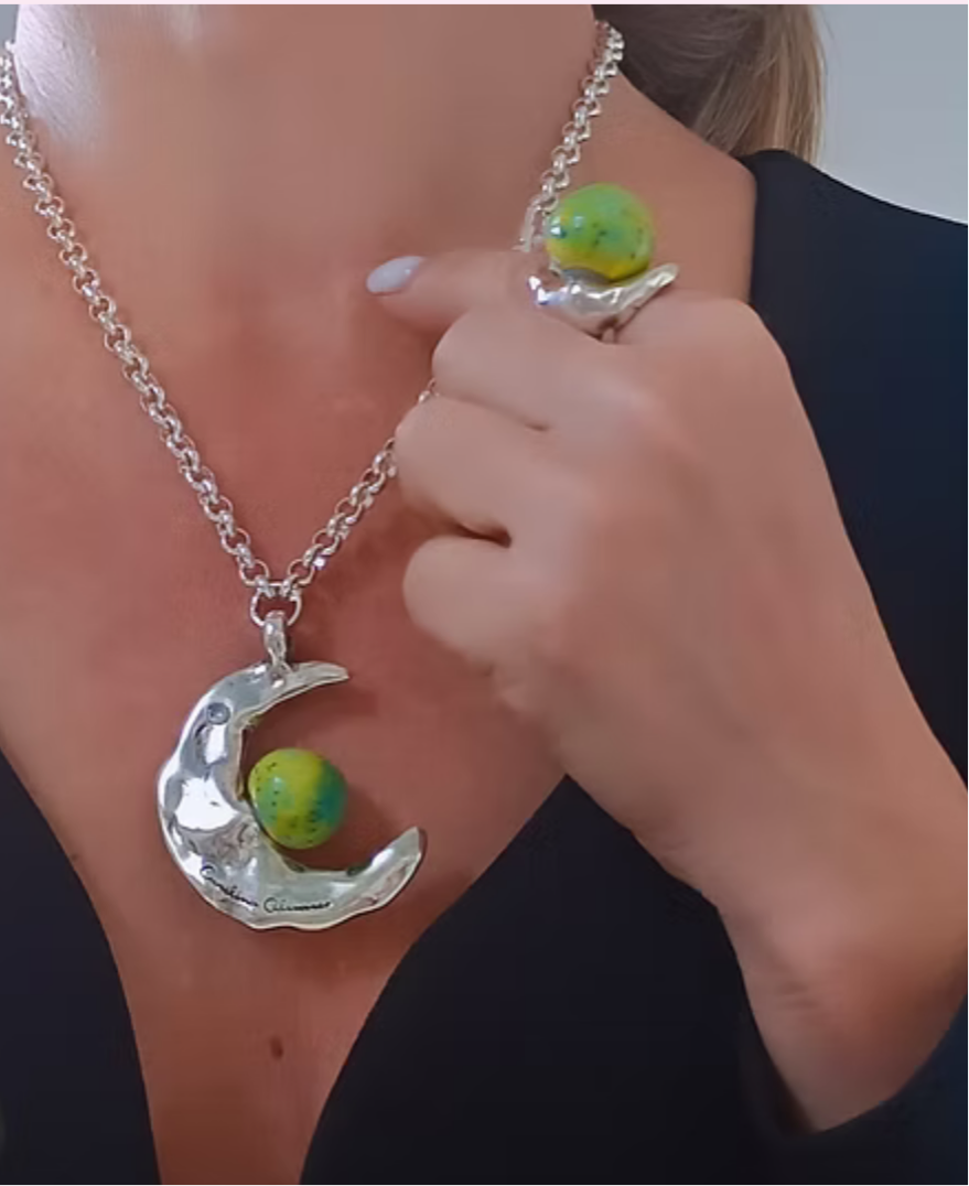 Carolina Olivares moon collection set