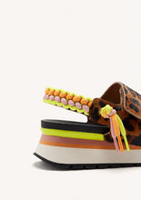 Load image into Gallery viewer, Gioseppo Leverett leopard
