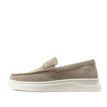 Load image into Gallery viewer, Gioseppo Murry loafers
