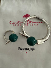Load image into Gallery viewer, Carolina Olivares coleccion flecha 2pcs
