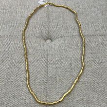 Load image into Gallery viewer, Vestopazzo necklace
