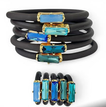 Load image into Gallery viewer, Vitra 2pcs Radiant collection jewelry
