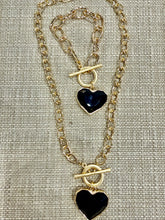 Load image into Gallery viewer, Vitra Chain Heart Bracelet
