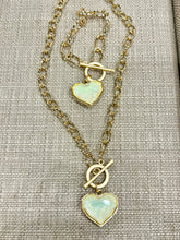 Load image into Gallery viewer, Vitra Chain Heart Bracelet
