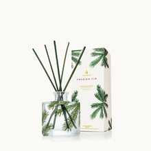 Load image into Gallery viewer, Fraiser fair petite pine needle diffuser
