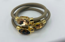 Load image into Gallery viewer, Vitra 3pcs oval collection jewelry
