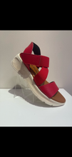 Load image into Gallery viewer, Patricia Miller 7068 red platform
