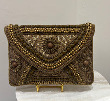 Load image into Gallery viewer, S beaded clutch
