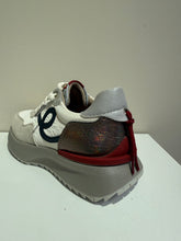 Load image into Gallery viewer, Eb Crambery sneakers
