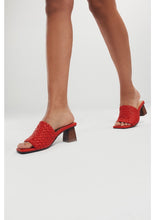 Load image into Gallery viewer, Gioseppo Colrain sandals
